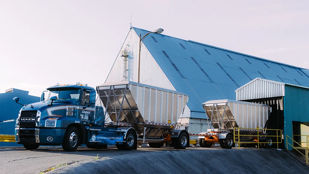 HydrogenElectric Fuel Cell Drayage Truck
